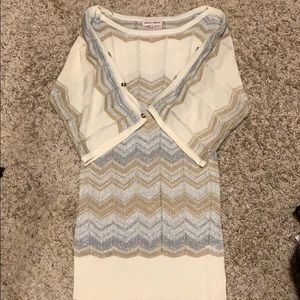 NWOT. Sequin Hearts tunic sweater